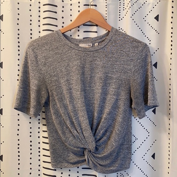 Aritzia Tops - Wilfred Heather Gray Crop